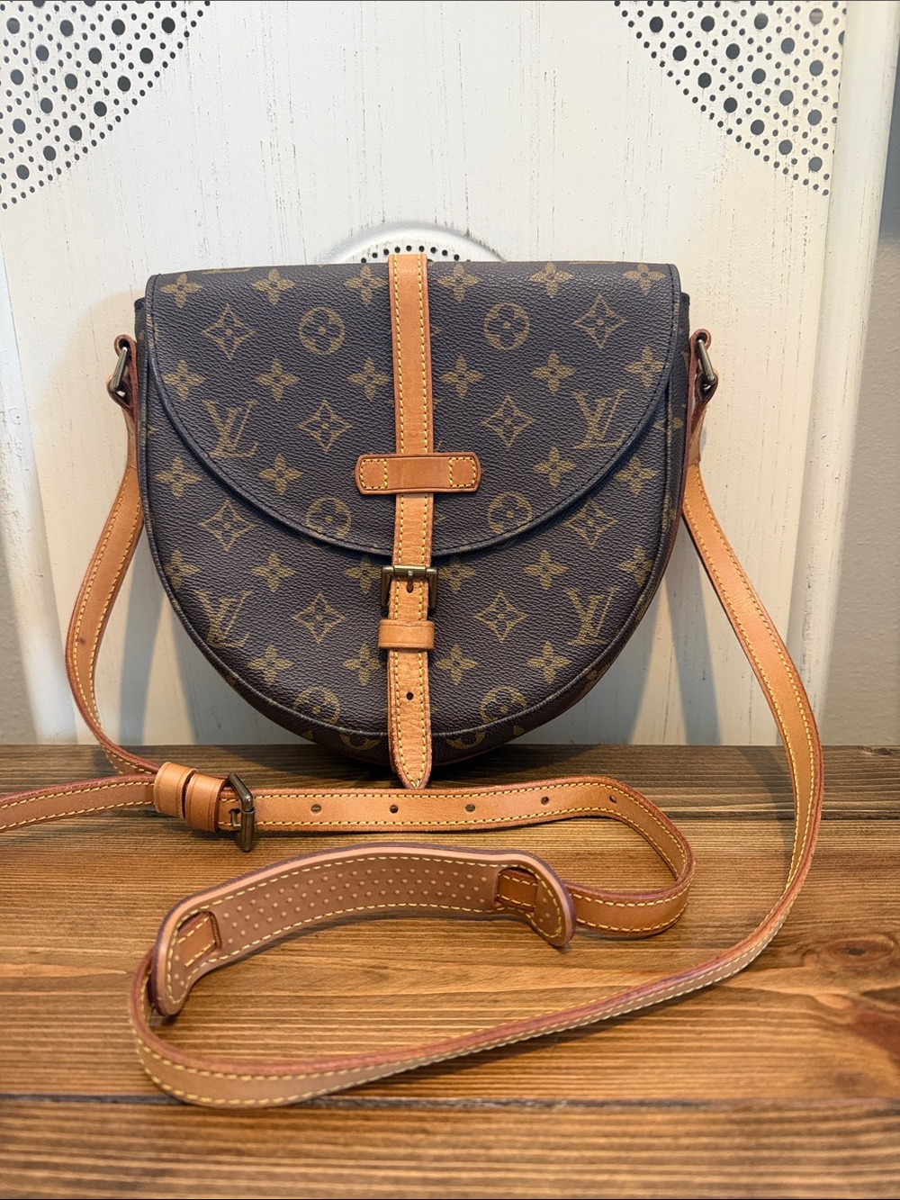 Louis Vuitton Monogram Chantilly MM crossbody vintage beauty